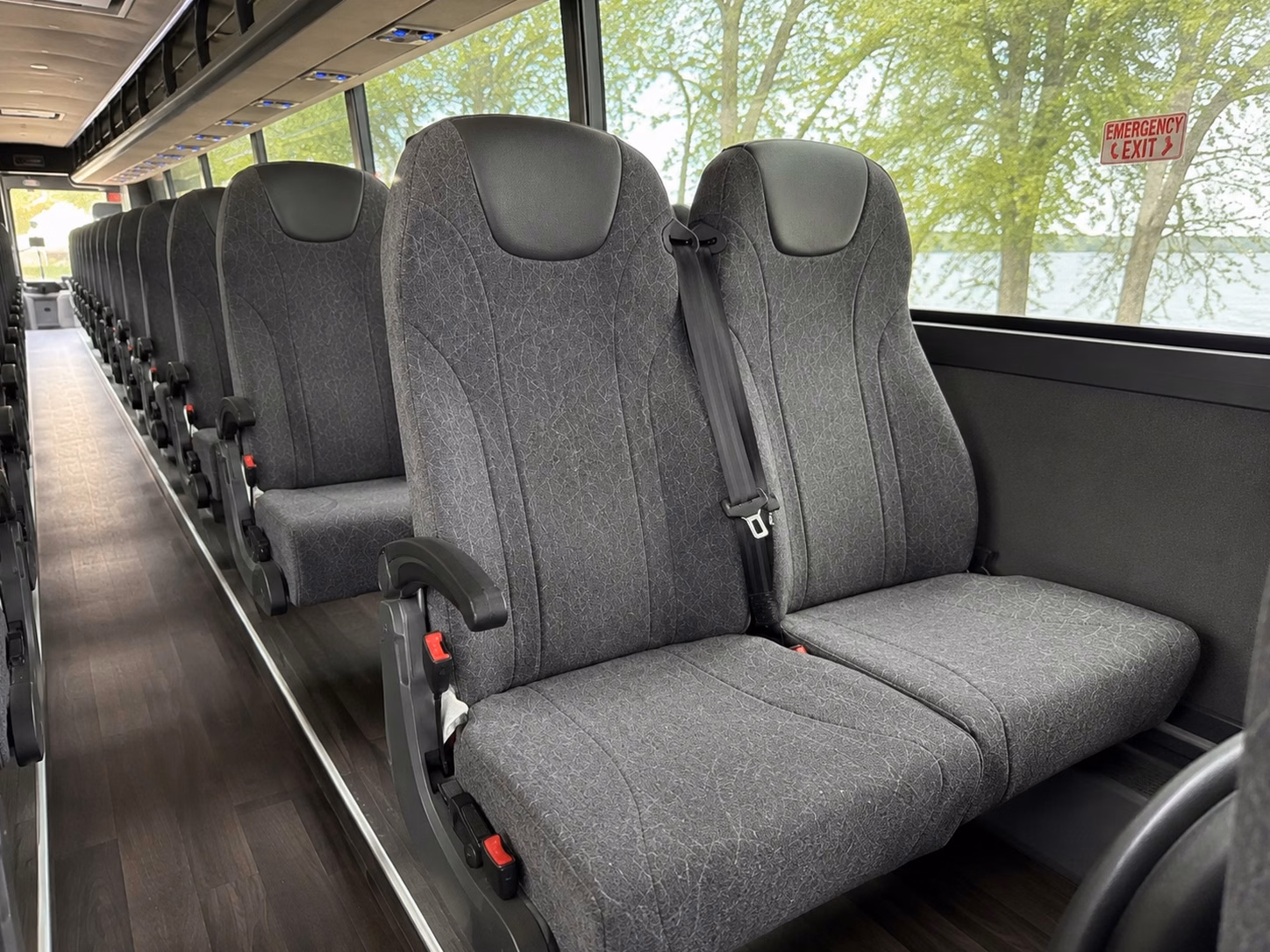 college sports fan transportation from ventura to la area stadiums and arenas