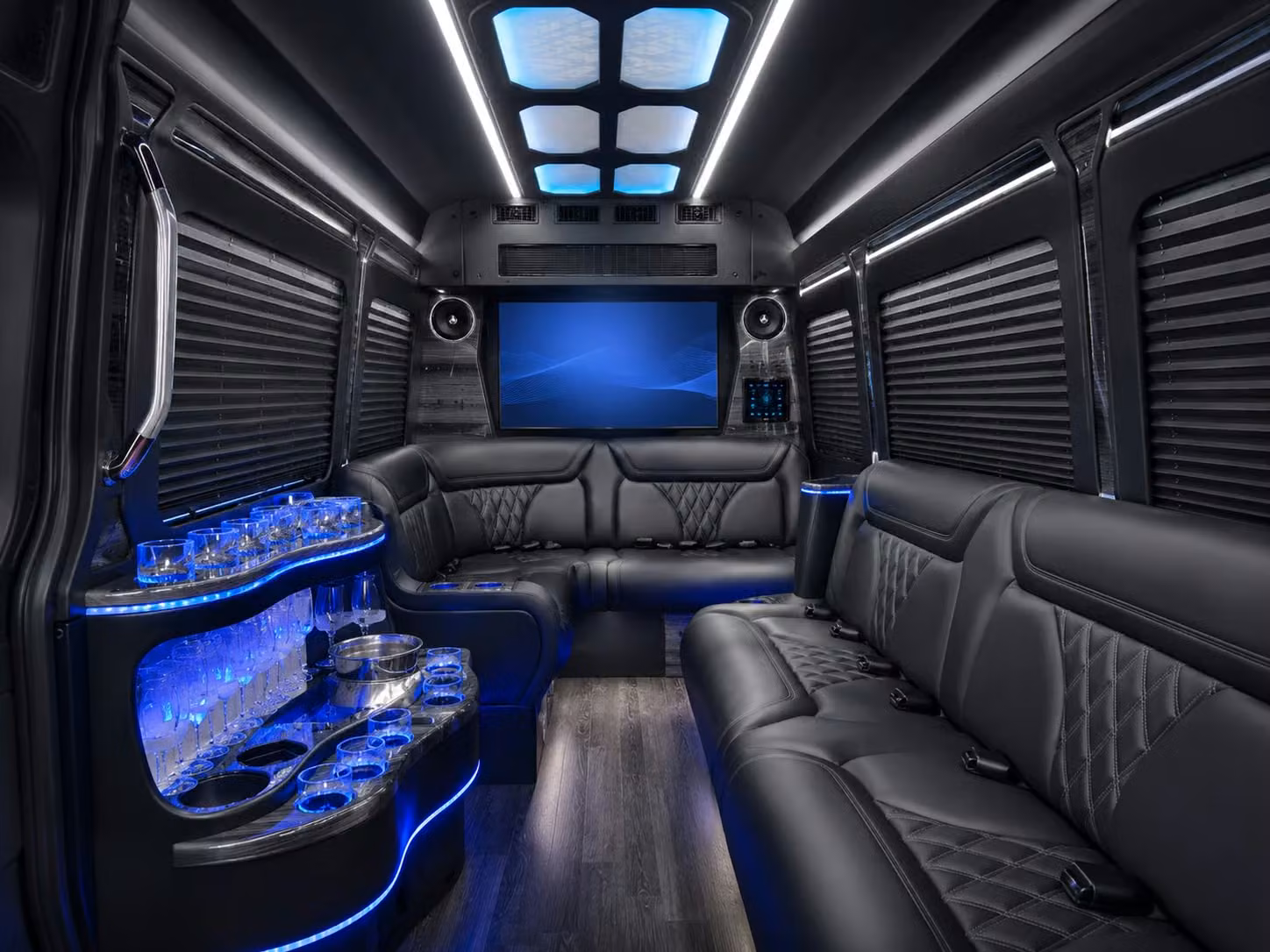 corporate groups and conference attendees love long distance bus rentals from ventura