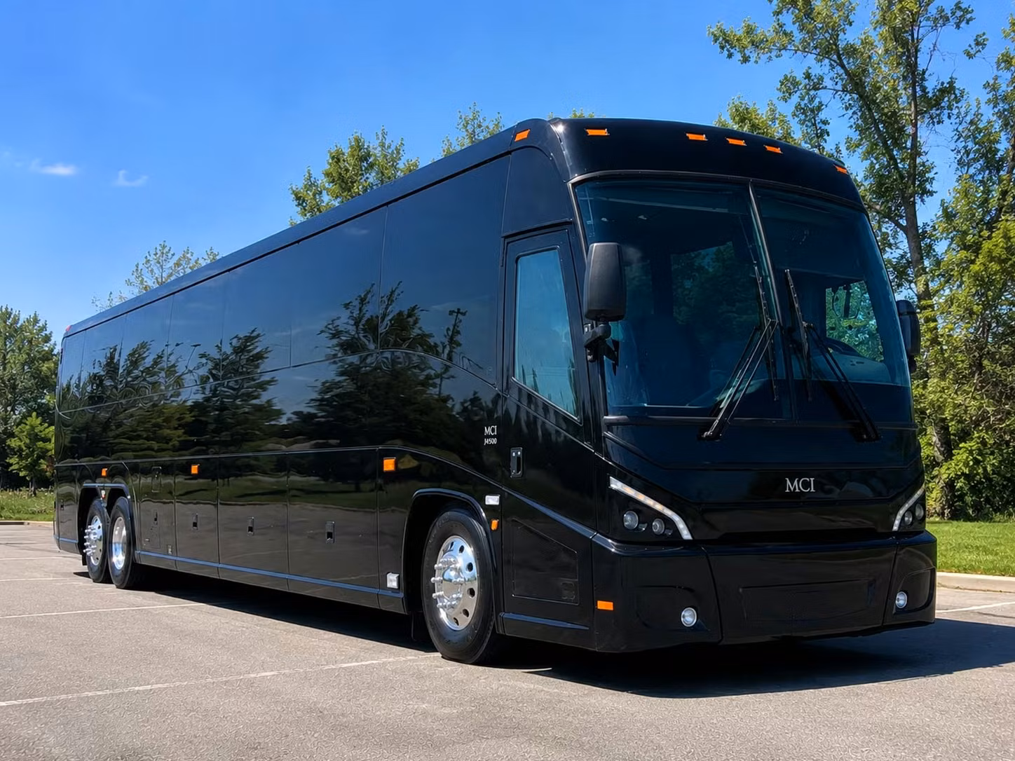 school field trip and youth event transportation in ventura california