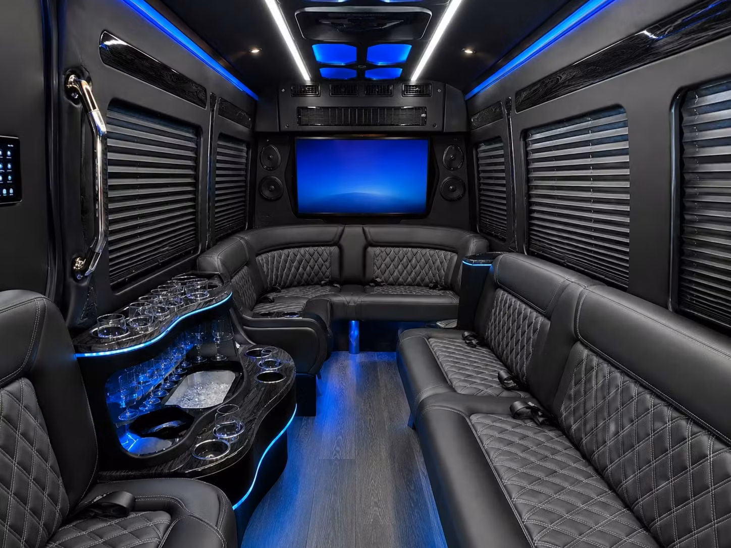 sports team and fan group event transportation in ventura california